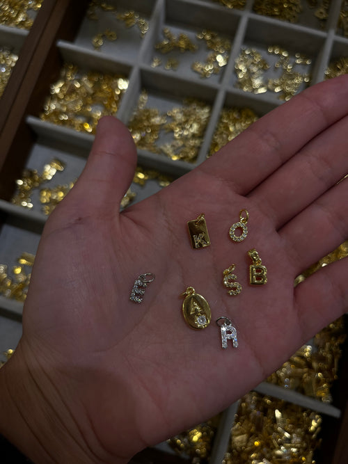 Customized letter necklace
